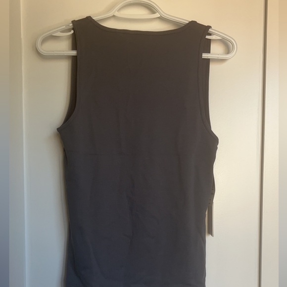 Aritzia Babaton Insight Tank - Picture 4 of 5